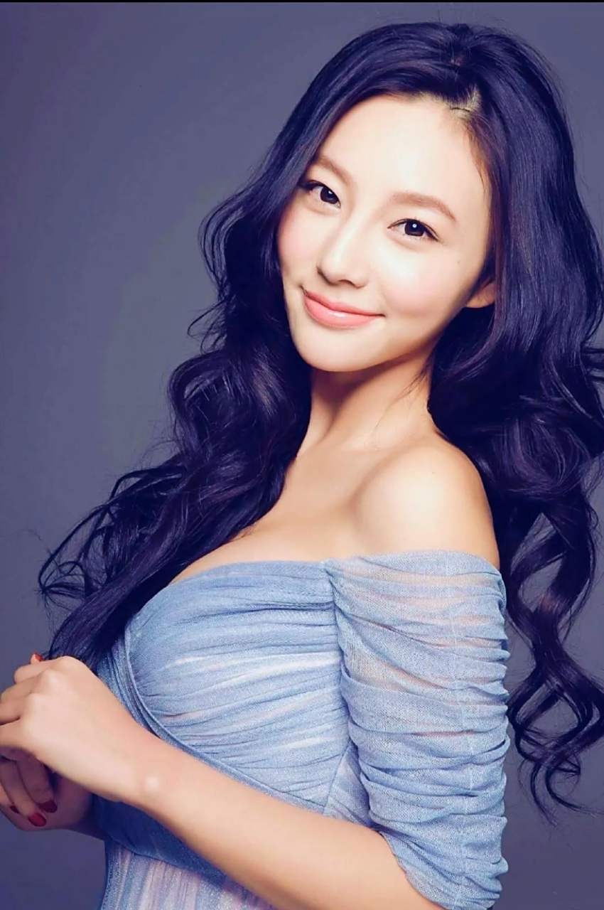 有种“透视”叫陈雅婷身材太顶难怪当年把王思聪迷得神魂颠倒